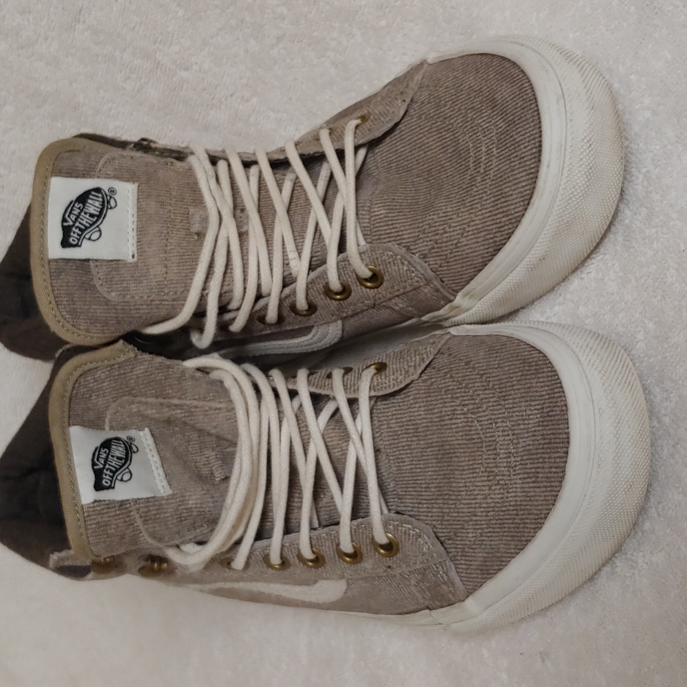 Vans Off The Wall hightop shoes. mn. sz.6.5.  wm. sz.8 - Picture 4 of 9